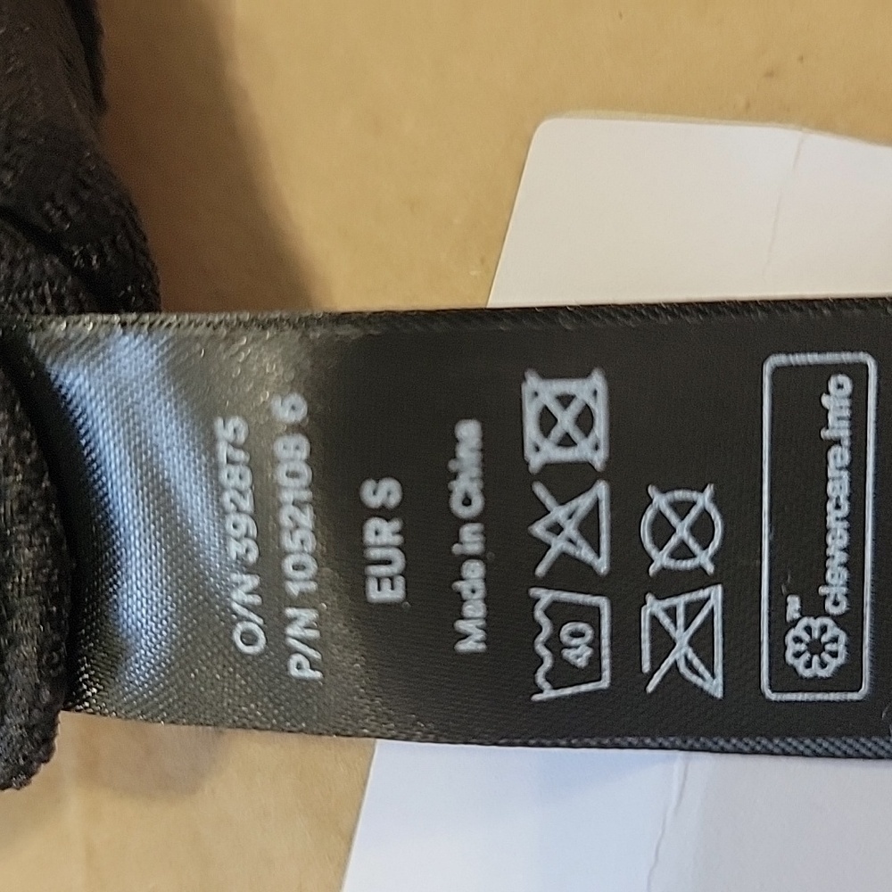 Monki Size S Black Ribbed Shelf / Sports Bra. New With Tag — image 6 of 7